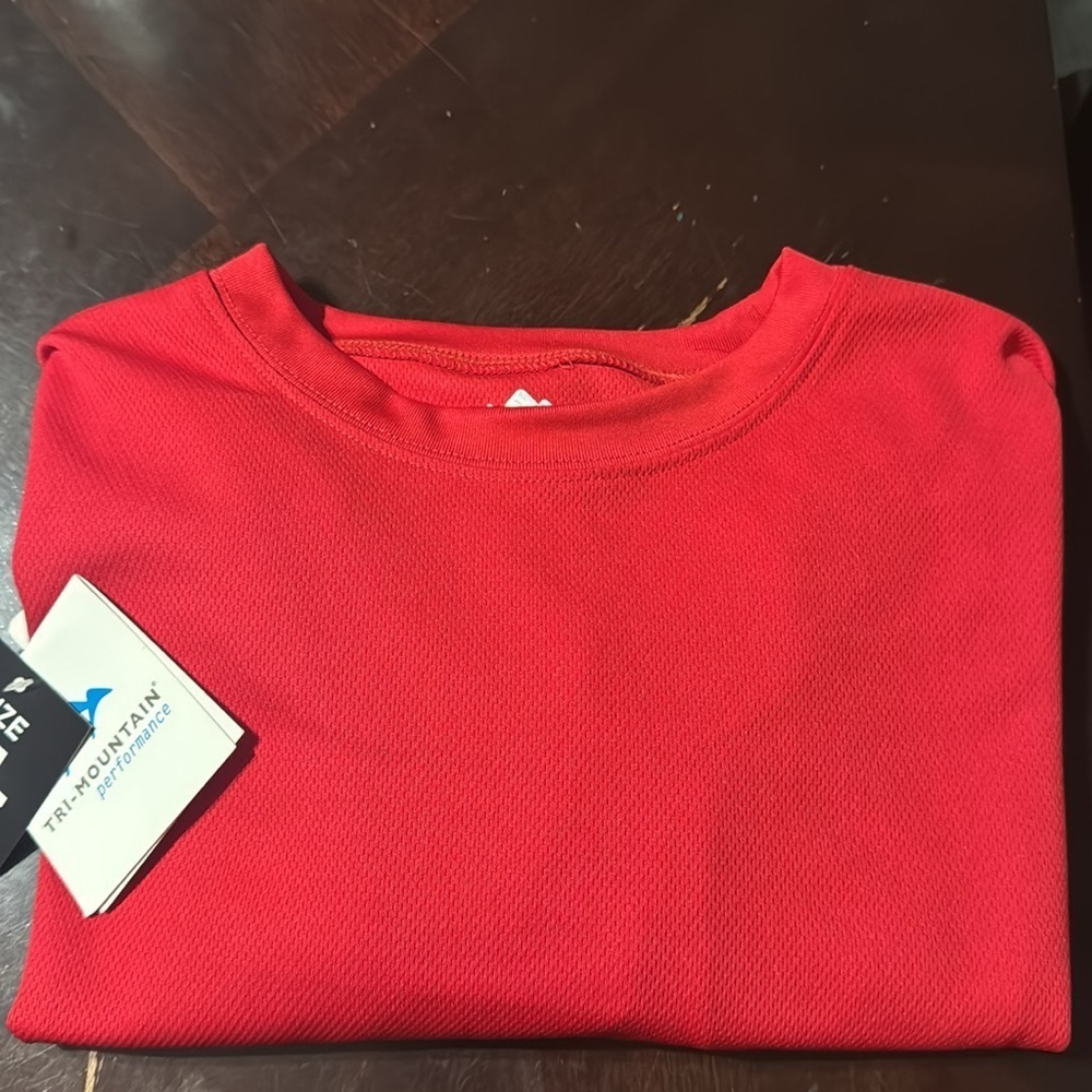 Men's Red T-Shirt XL - Picture 6 of 7